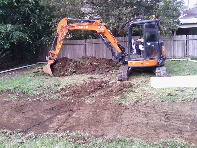 Build A Granny Flat Sydney Day1 Escavation.